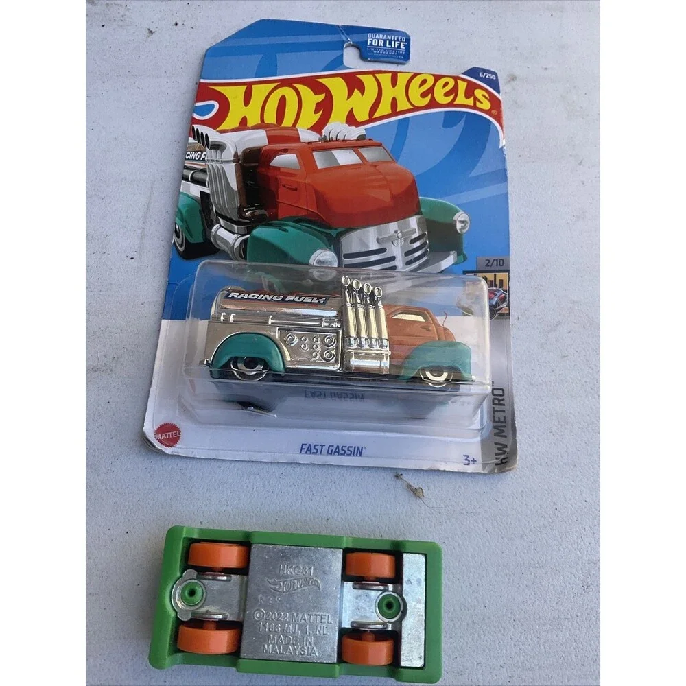 Two Cars Lego Racers Hot Wheels Brickin’ Delivery , Fast Gassin Sealed - Picture 5 of 9